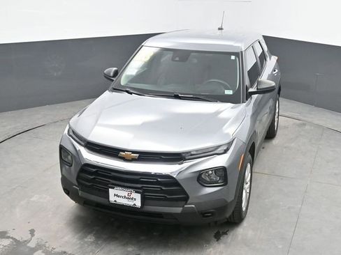 Used 2023 Chevrolet TrailBlazer LS AWD/4WD image 24