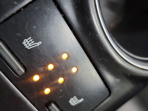 Used 2020 Toyota Camry XSE image 34