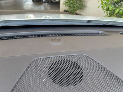 Used 2025 Nissan Altima 2.5 SV FWD image 17