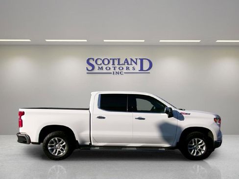 Used 2025 Chevrolet Silverado 1500 LTZ w/ Z71 Off-Road Package AWD/4WD image 5