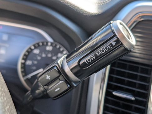 Certified 2021 Nissan Titan SL w/ Moonroof Package image 35