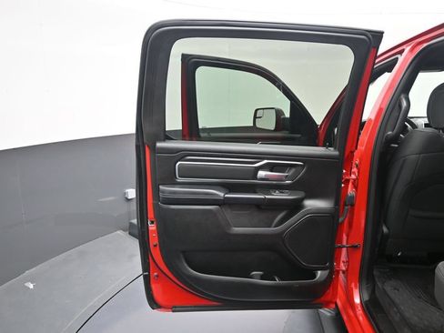 Used 2025 RAM 1500 Big Horn AWD/4WD image 33