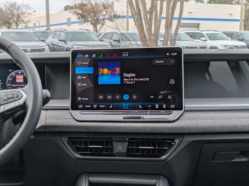 New 2026 Volkswagen Tiguan S FWD image 22