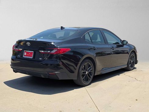 Certified 2026 Toyota Camry SE FWD image 3