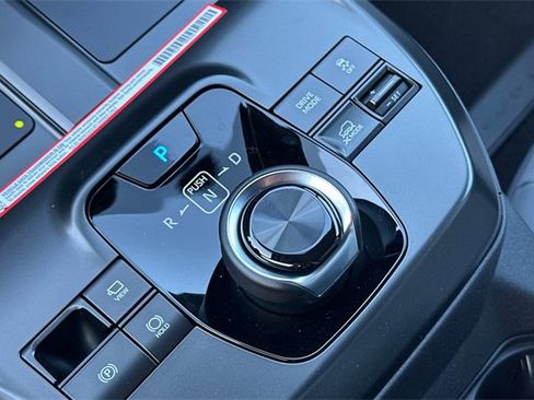 New 2026 Subaru Solterra Limited image 19