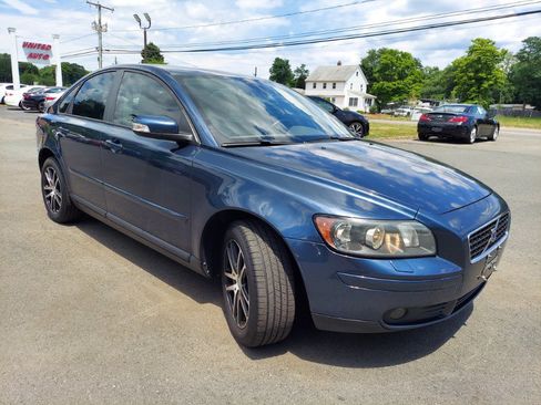 Used 2007 Volvo S40 T5 AWD/4WD image 3