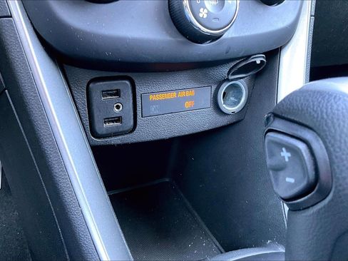 Used 2017 Chevrolet Trax LT AWD/4WD image 22