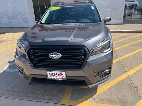 Used 2022 Subaru Ascent Onyx Edition image 9