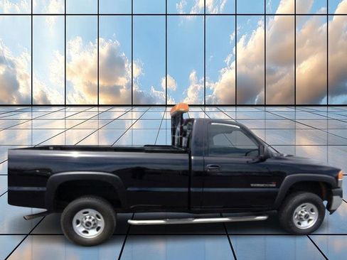 Used 2001 GMC Sierra 2500 SL image 1