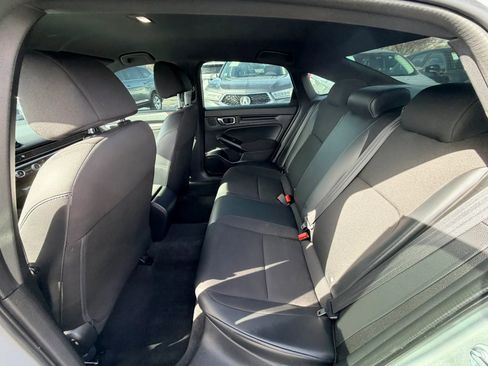 Used 2023 Honda Civic Sport image 13