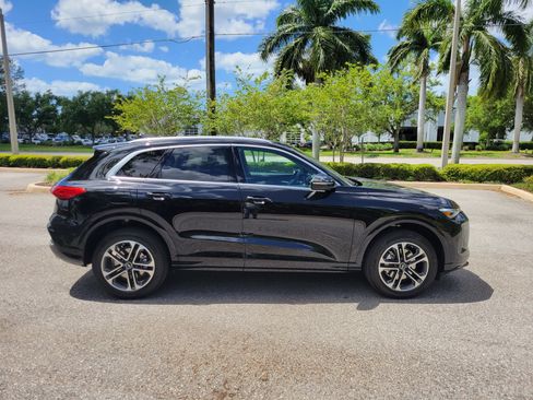 New 2026 Audi Q5 Premium Plus AWD/4WD image 3