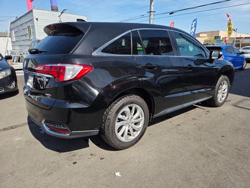 Used 2018 Acura RDX AWD image 4