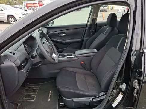Used 2024 Nissan Sentra SV image 10