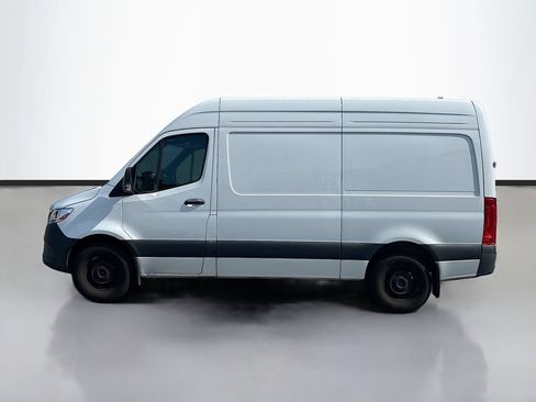 Used 2024 Mercedes-Benz Sprinter 2500 image 6