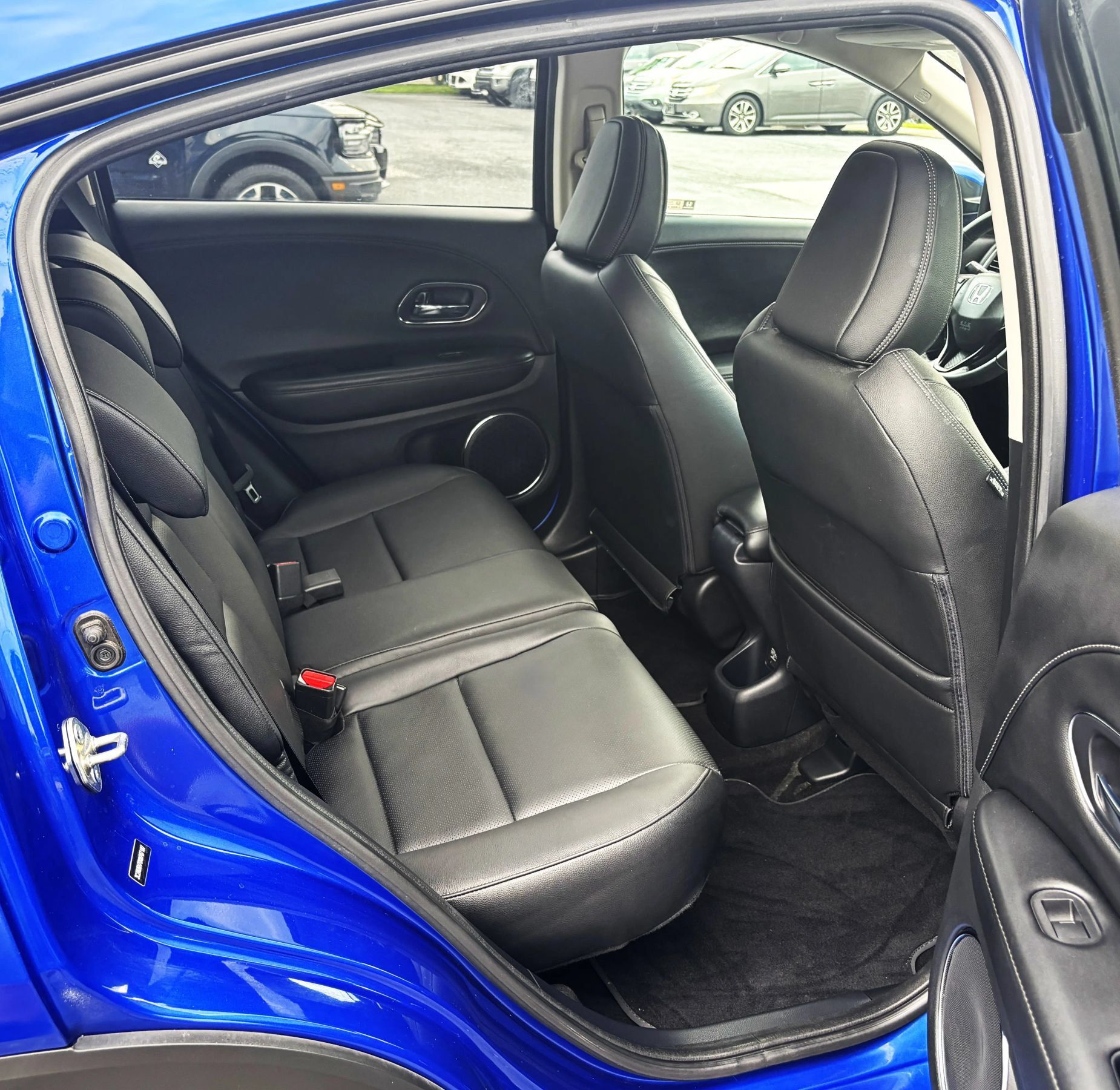 Used 2019 Honda HR-V EX-L image 9