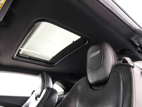 Used 2014 Chevrolet Camaro SS w/ RS Package RWD image 4