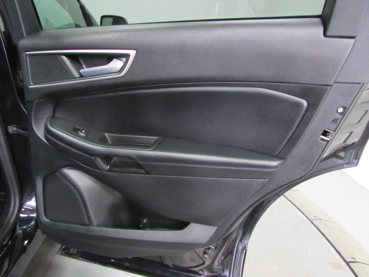 Used 2024 Ford Edge SEL w/ Convenience Package AWD/4WD image 18