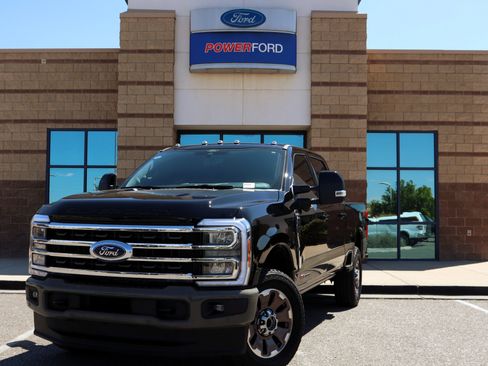 Used 2026 Ford F350 King Ranch w/ FX4 Off-Road Package AWD/4WD image 2