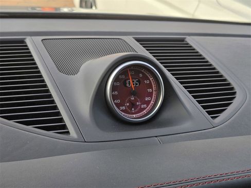 Used 2021 Porsche Macan GTS image 25