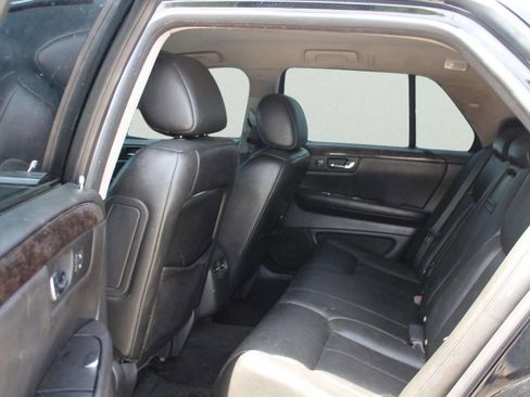 Used 2008 Cadillac DTS FWD image 5