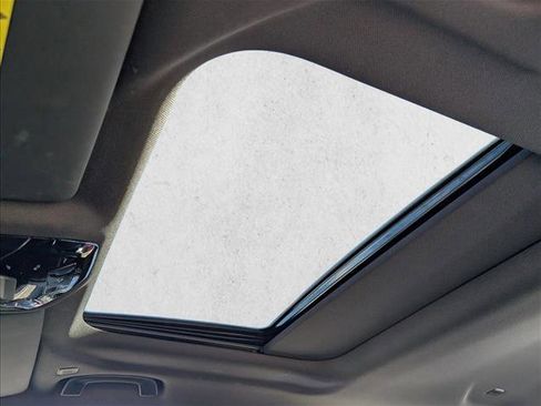 Used 2025 BMW 530i image 15