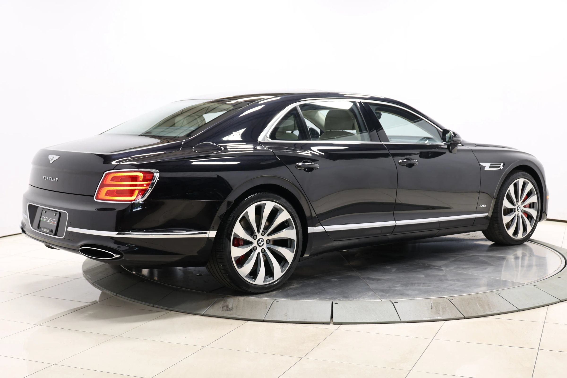 Used 2020 Bentley Flying Spur W12 w/ First Edition Specification AWD/4WD image 4