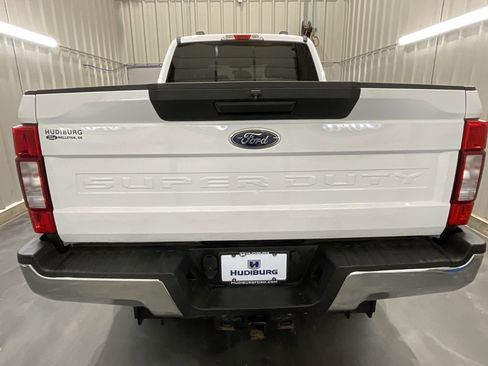 Used 2021 Ford F250 XLT w/ FX4 Off-Road Package image 21