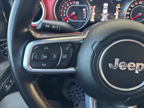 Used 2021 Jeep Gladiator Rubicon AWD/4WD image 32