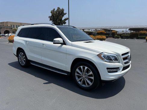 Used 2013 Mercedes-Benz GL 450 4MATIC image 5