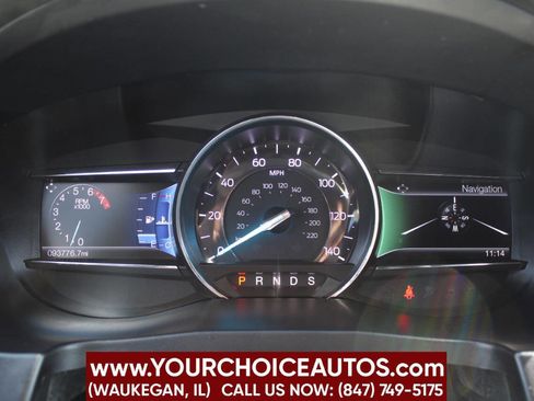 Used 2017 Ford Explorer XLT w/ Equipment Group 202A image 26