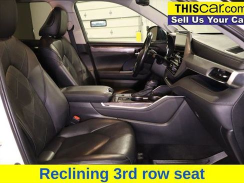 Used 2021 Toyota Highlander Platinum image 27