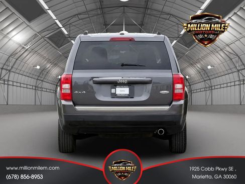 Used 2017 Jeep Patriot High Altitude AWD/4WD image 4