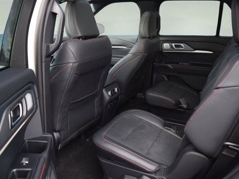 New 2026 Ford Explorer ST w/ Sun And Sound Package image 5