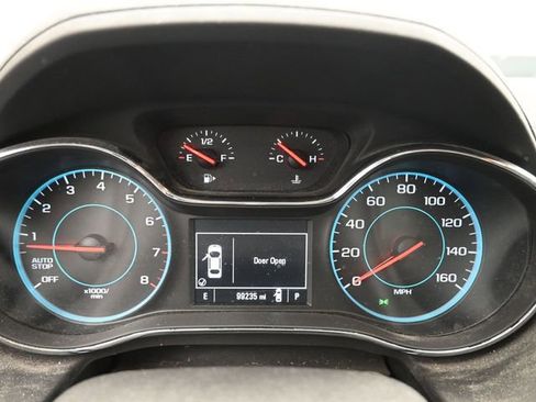 Used 2018 Chevrolet Cruze LT w/ Convenience Package image 15