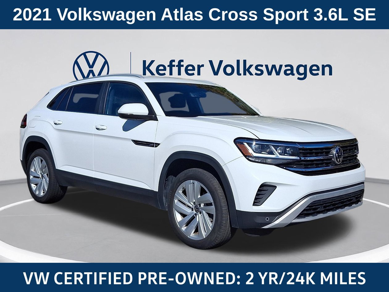 Used 2021 Volkswagen Atlas Cross Sport SE w/ V6 Towing Package FWD image 1