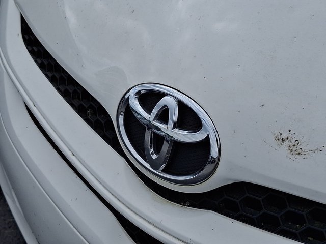 Used 2008 Toyota Yaris Sedan FWD image 4