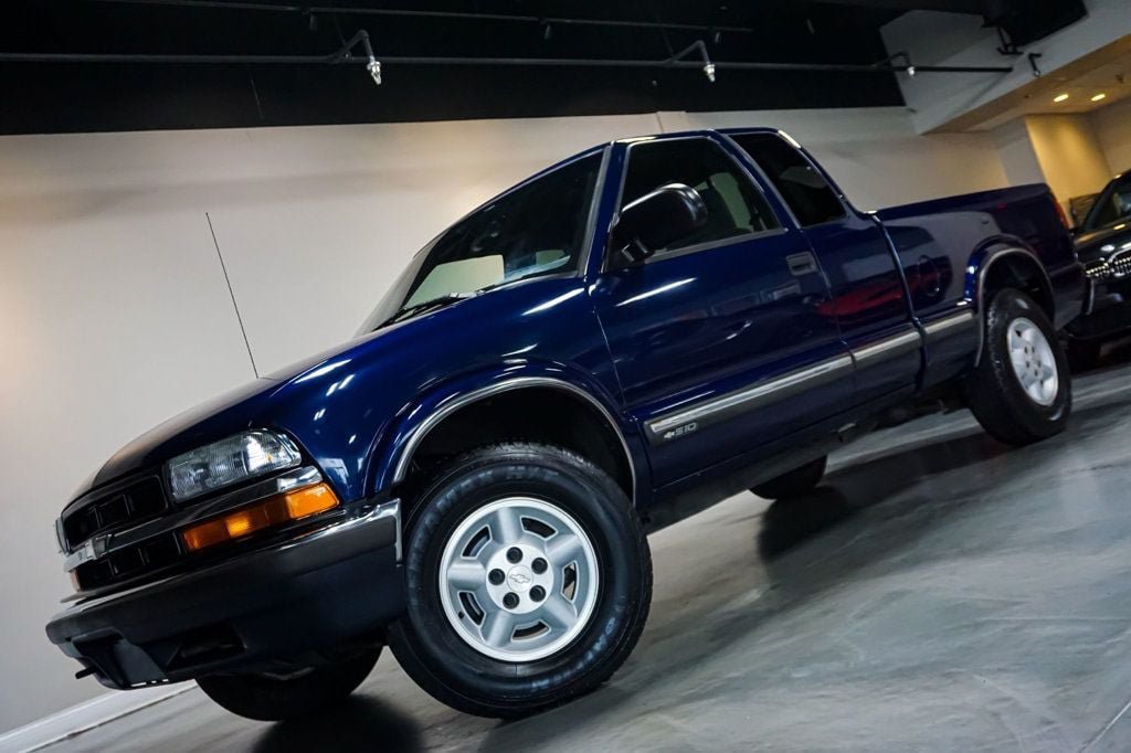 Used 2002 Chevrolet S10 Pickup LS w/ LS Preferred Equipment Group AWD/4WD image 71