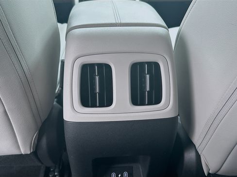 Used 2025 Hyundai Tucson SEL FWD image 22