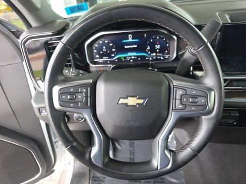 Used 2024 Chevrolet Silverado 2500 LT image 25