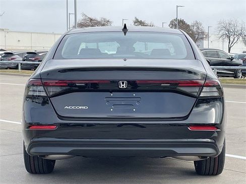 New 2026 Honda Accord SE image 5