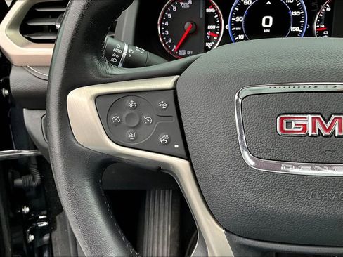 Used 2021 GMC Acadia Denali w/ Denali Technology Package image 18