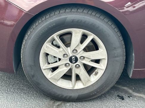Used 2018 Kia Optima LX FWD image 10
