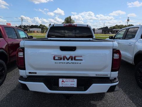 New 2024 GMC Canyon Elevation w/ Convenience Package image 5