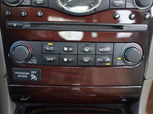 Used 2011 INFINITI G37 Journey w/ Premium Pkg RWD image 31