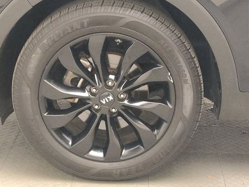 Used 2020 Kia Sorento S FWD image 31
