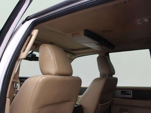 Used 2010 Ford Expedition EL 4WD image 6