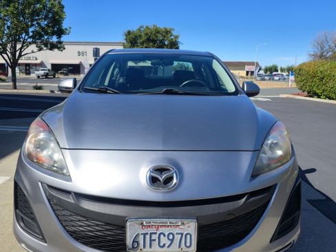 Used 2011 MAZDA MAZDA3 i Sport FWD image 2