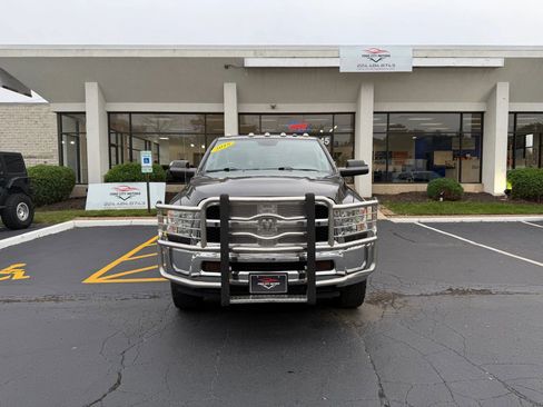 Used 2018 RAM 2500 Tradesman w/ Chrome Appearance Group image 2