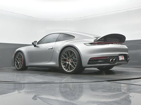 Used 2022 Porsche 911 Carrera 4S AWD/4WD image 30
