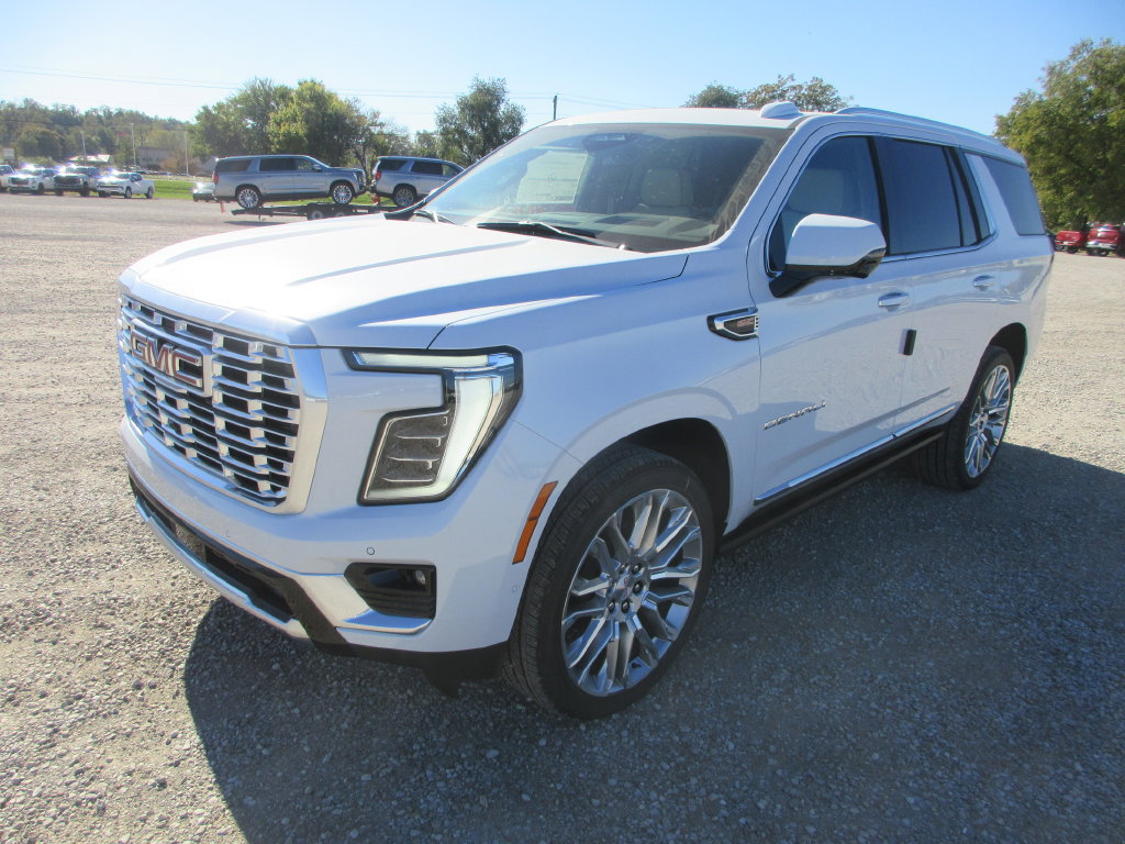New 2027 GMC Yukon Denali w/ Sun & Power Step Package AWD/4WD image 9